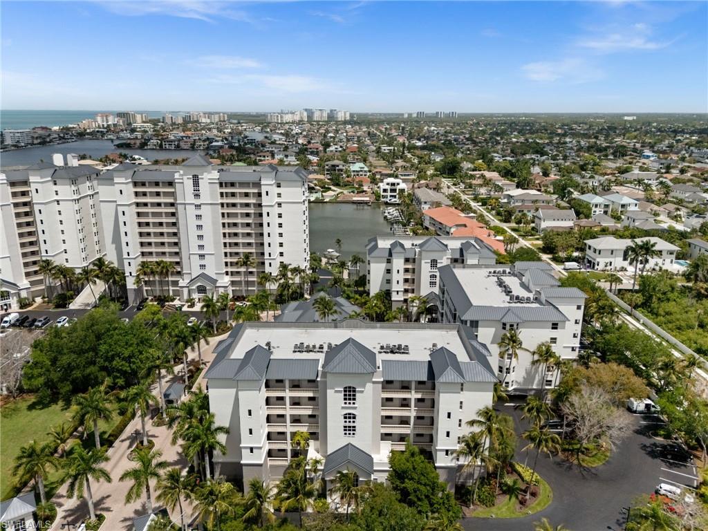 REGATTA - Residential