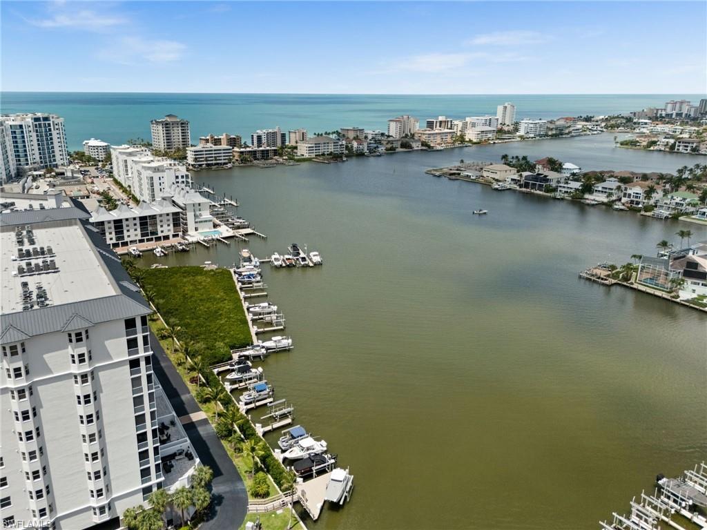 REGATTA - Residential