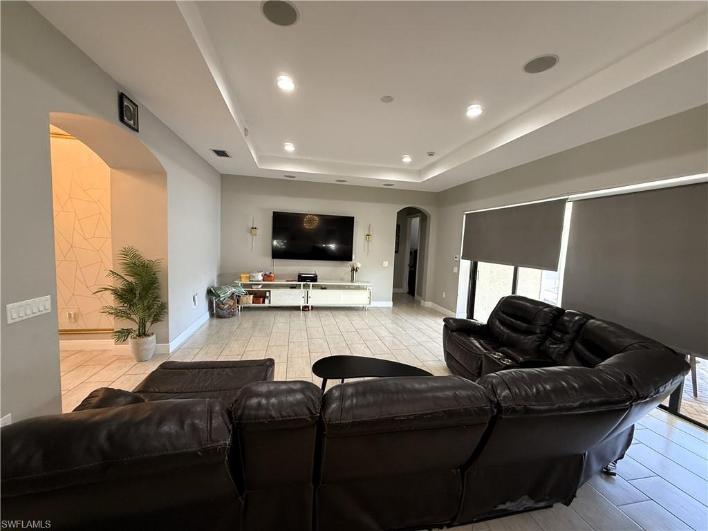 HAMPTON PARK - Residential Lease