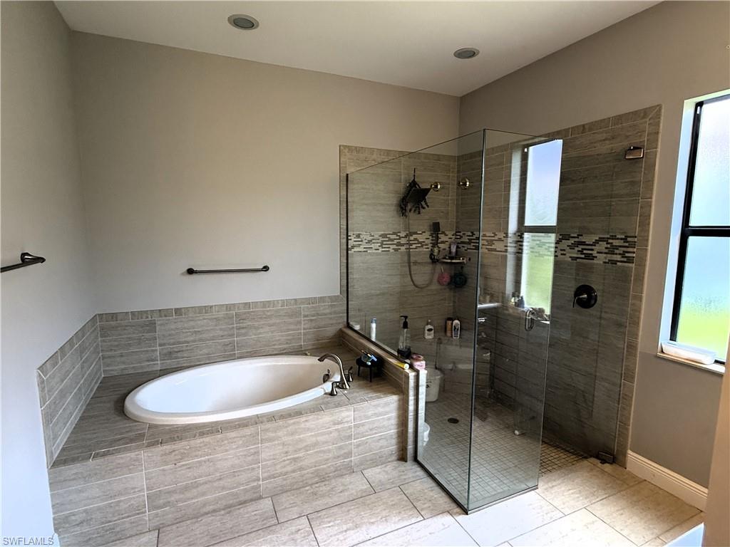 HAMPTON PARK - Residential Lease