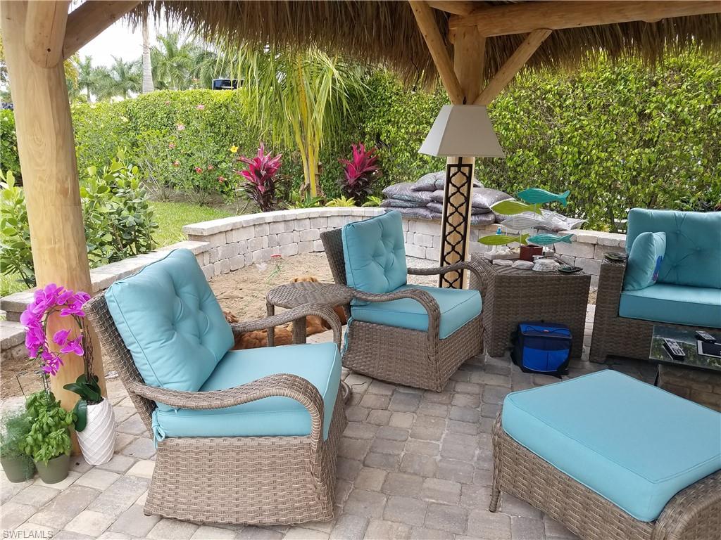 NAPLES MOTORCOACH RESORT - Land