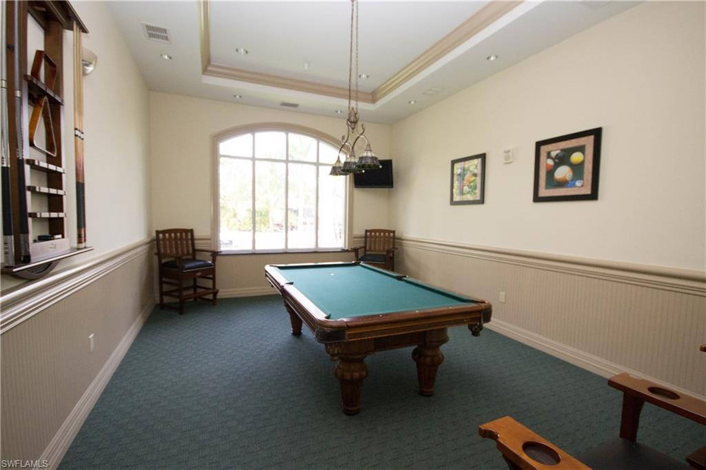 NAPLES MOTORCOACH RESORT - Land