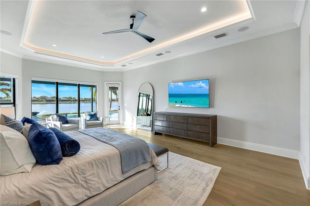 TWIN EAGLES - Residential