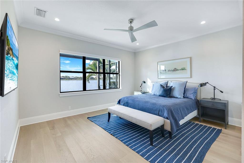 TWIN EAGLES - Residential