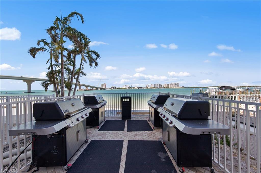 LOVERS KEY BEACH CLUB - Residential