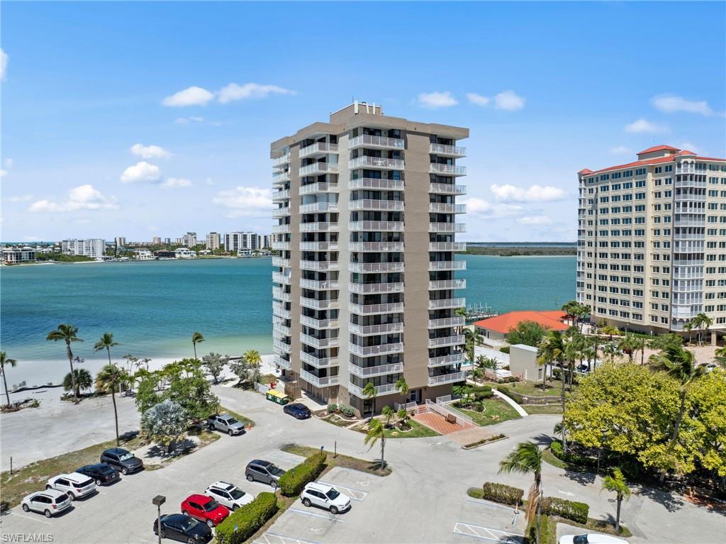 LOVERS KEY BEACH CLUB - Residential