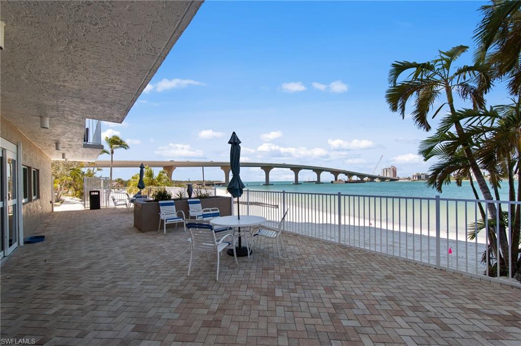 LOVERS KEY BEACH CLUB - Residential