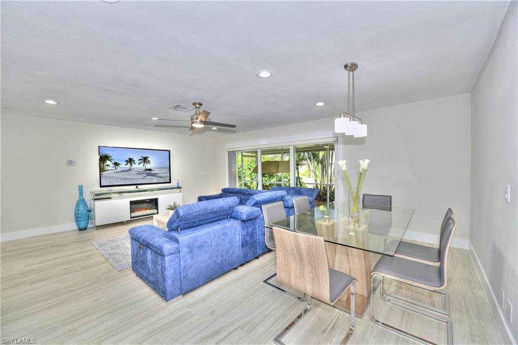 GLADES COUNTRY CLUB - Residential