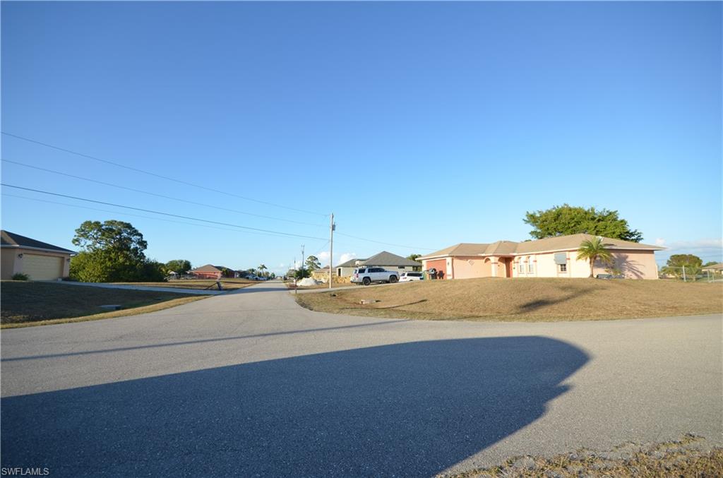 CAPE CORAL - Land
