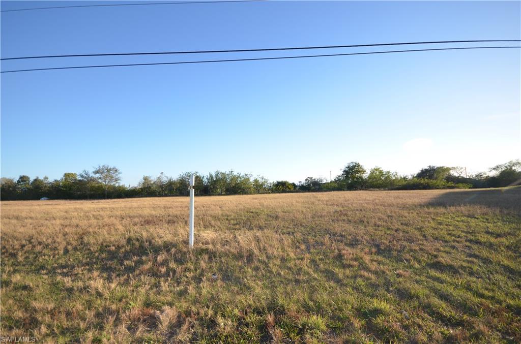 CAPE CORAL - Land