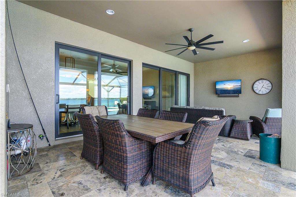 CORKSCREW SHORES - Residential