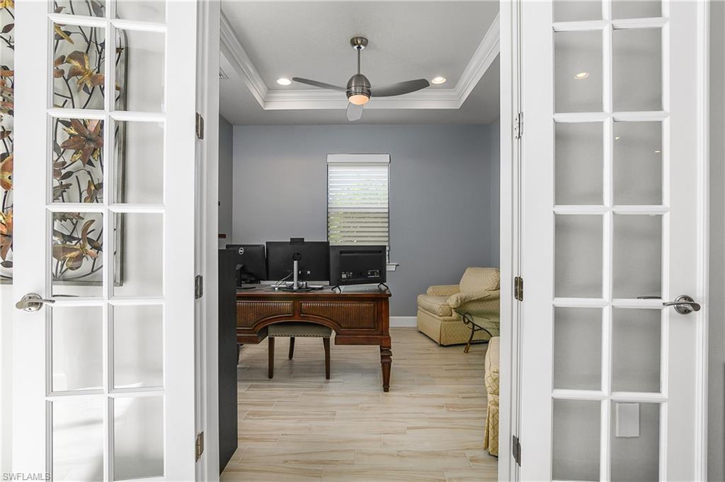 CORKSCREW SHORES - Residential