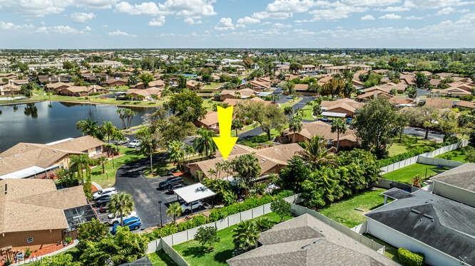 ROYAL WOODS - Residential