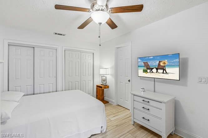 ROYAL WOODS - Residential