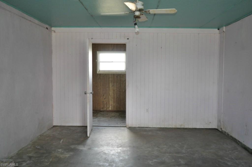 FLAGHOLE - Residential