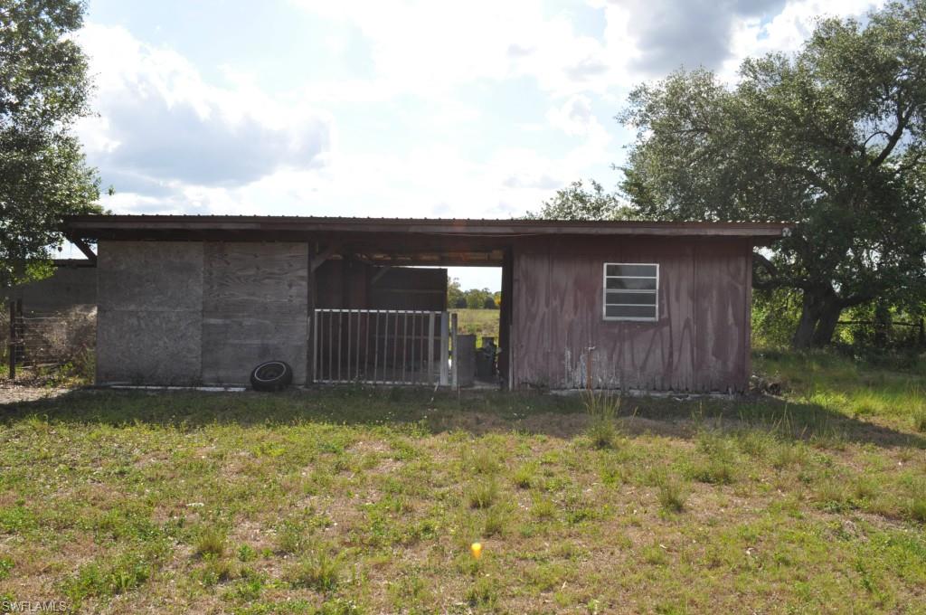 FLAGHOLE - Residential