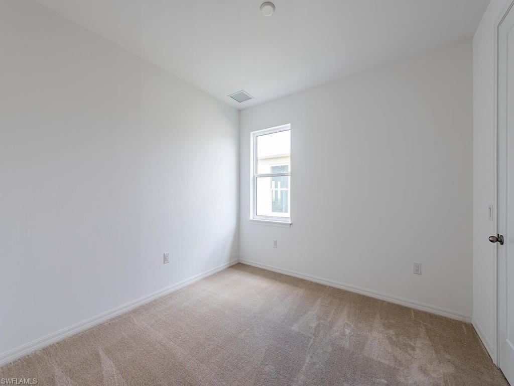 MALLARD POINT - Residential