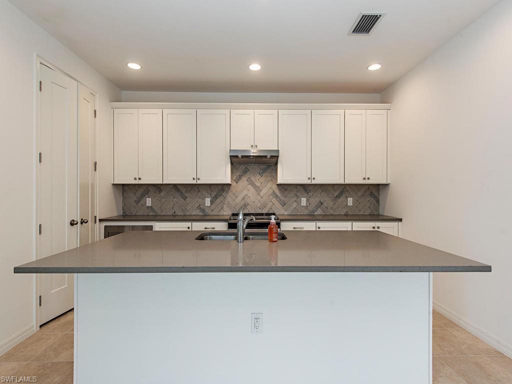 MALLARD POINT - Residential