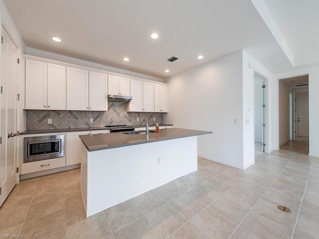 MALLARD POINT - Residential