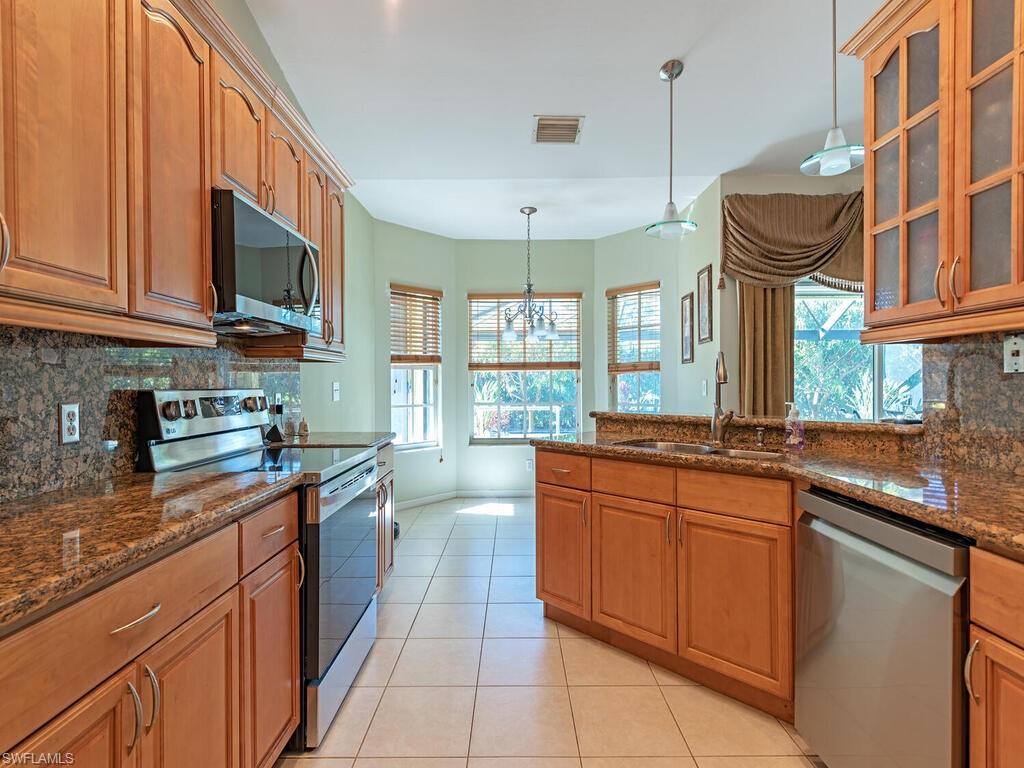 BERKSHIRE LAKES - Residential