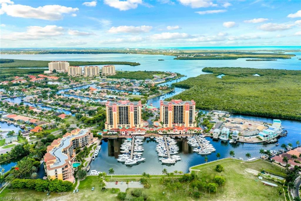 CAPE HARBOUR - Residential