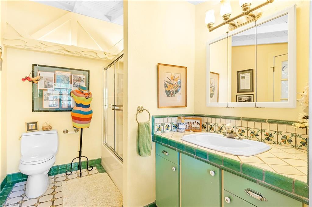 DICKEYS JOHN R SUBD - Residential