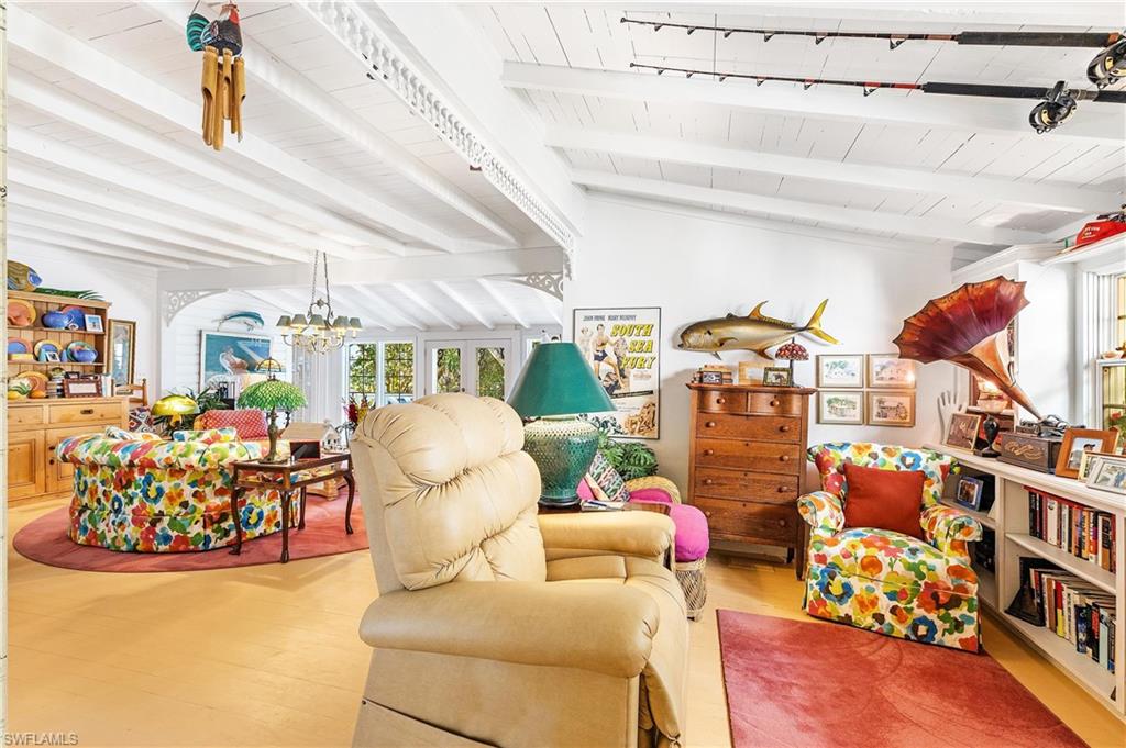 DICKEYS JOHN R SUBD - Residential