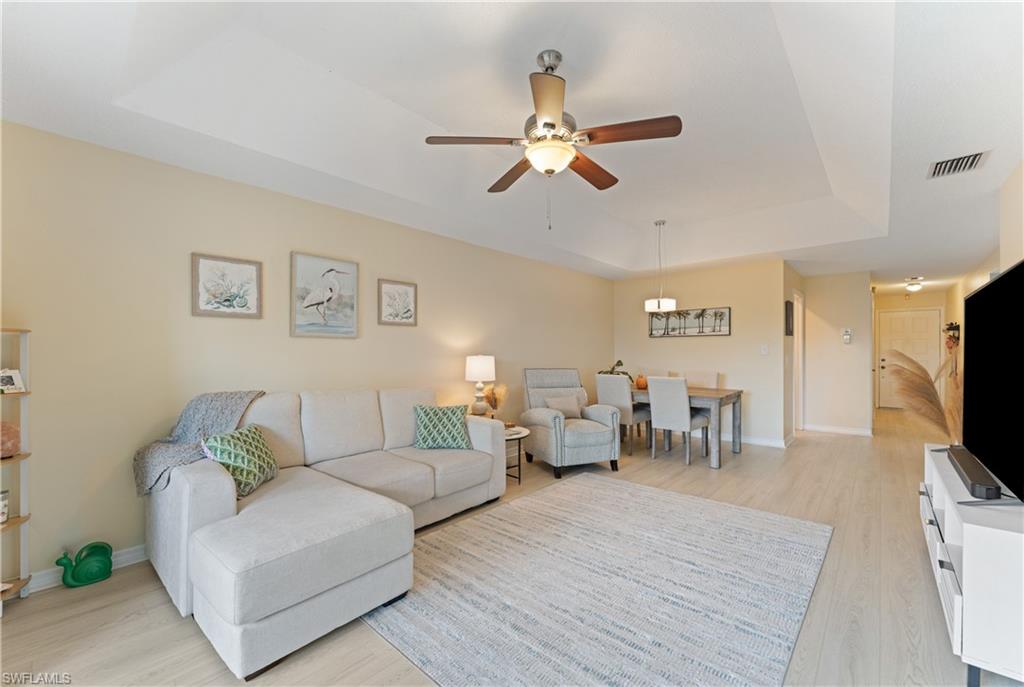 809 Augusta BLVD 809-6