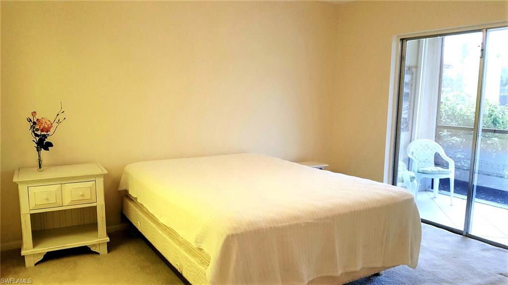 HIDDEN LAKE VILLAS - Residential