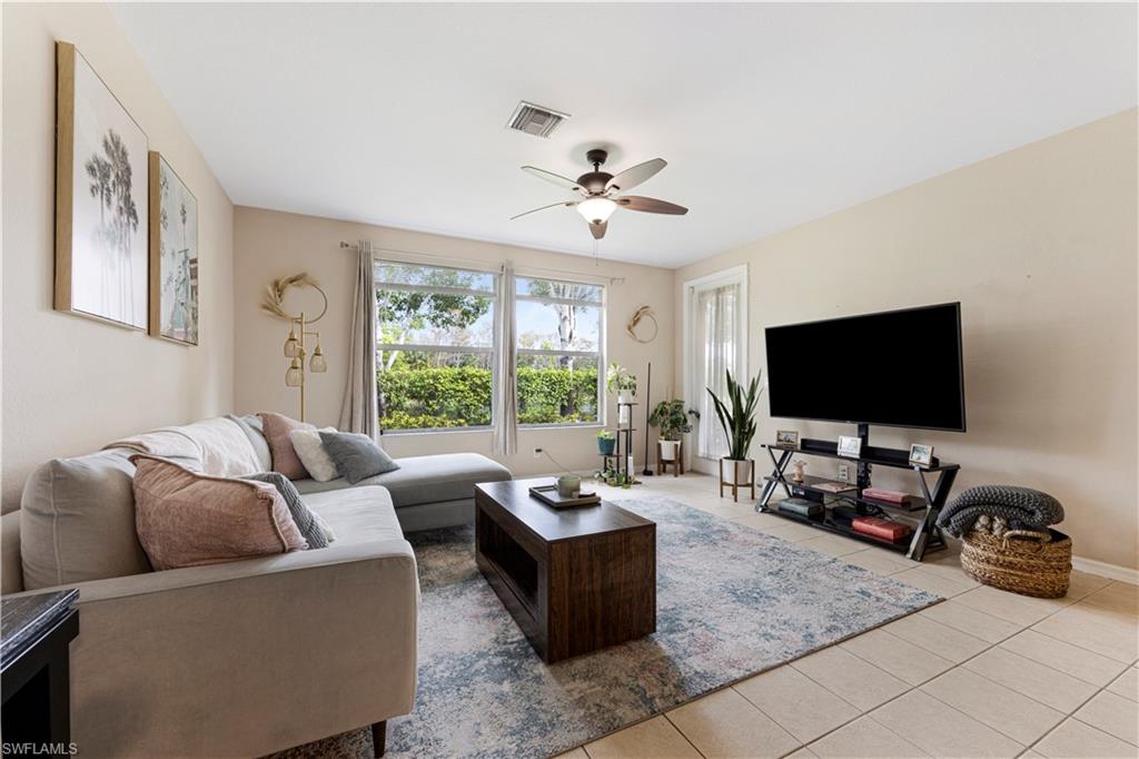 COLONNADE AT FORUM - Residential