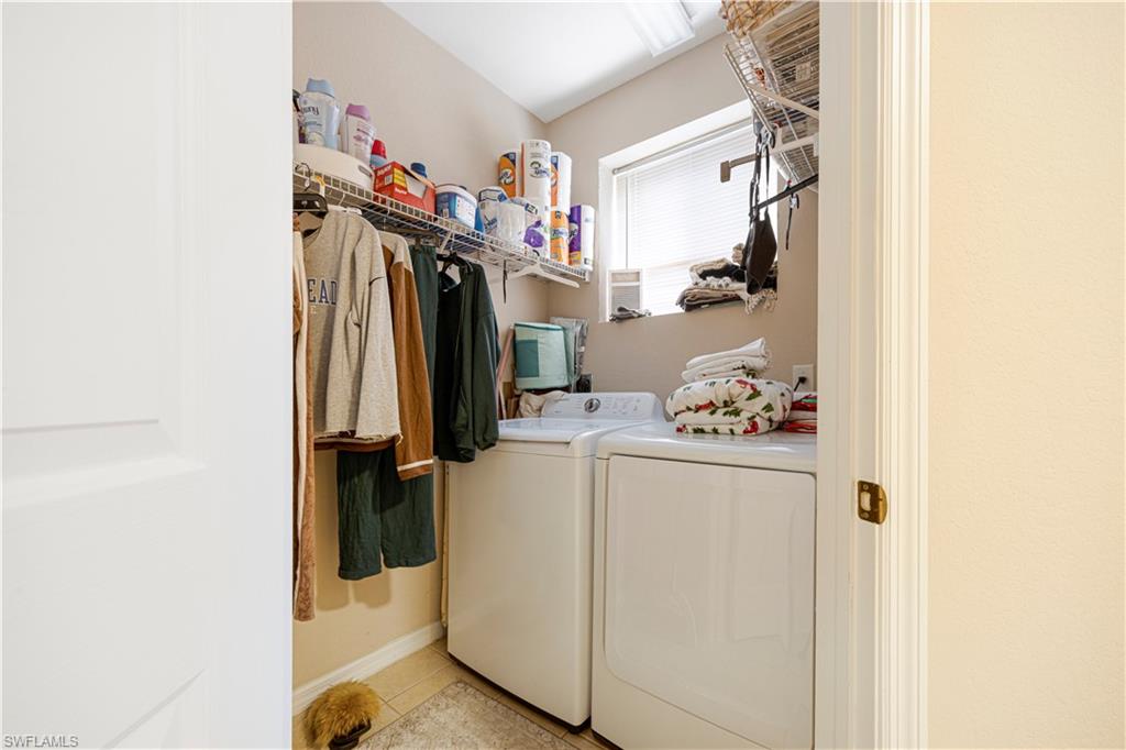 COLONNADE AT FORUM - Residential