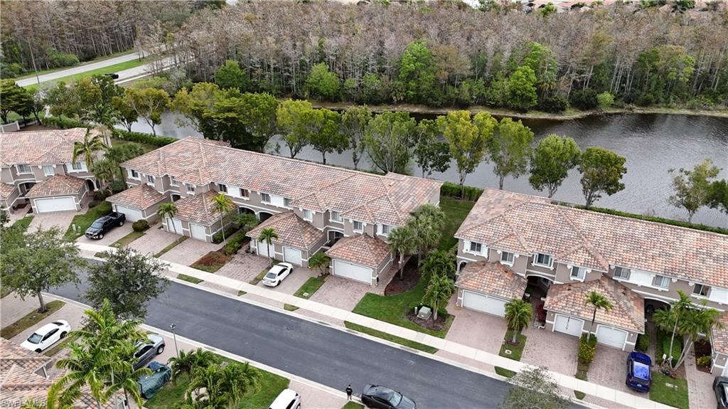 COLONNADE AT FORUM - Residential