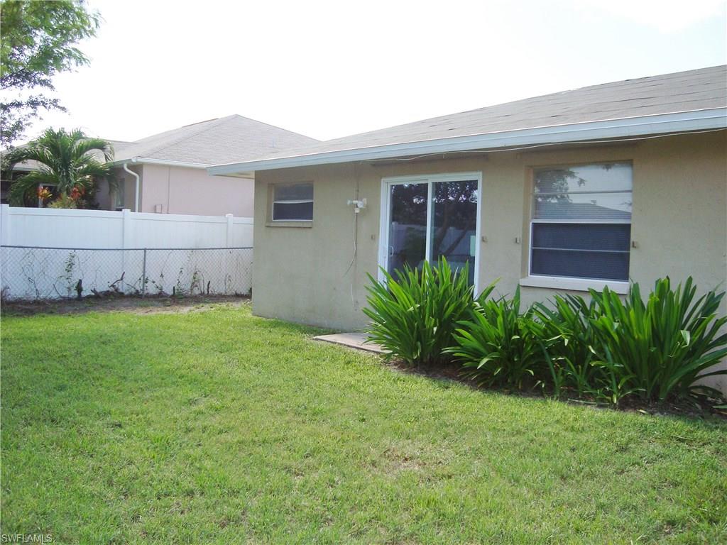 CAPE CORAL - Residential