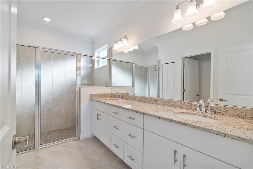 TRAILS EDGE - Residential Lease