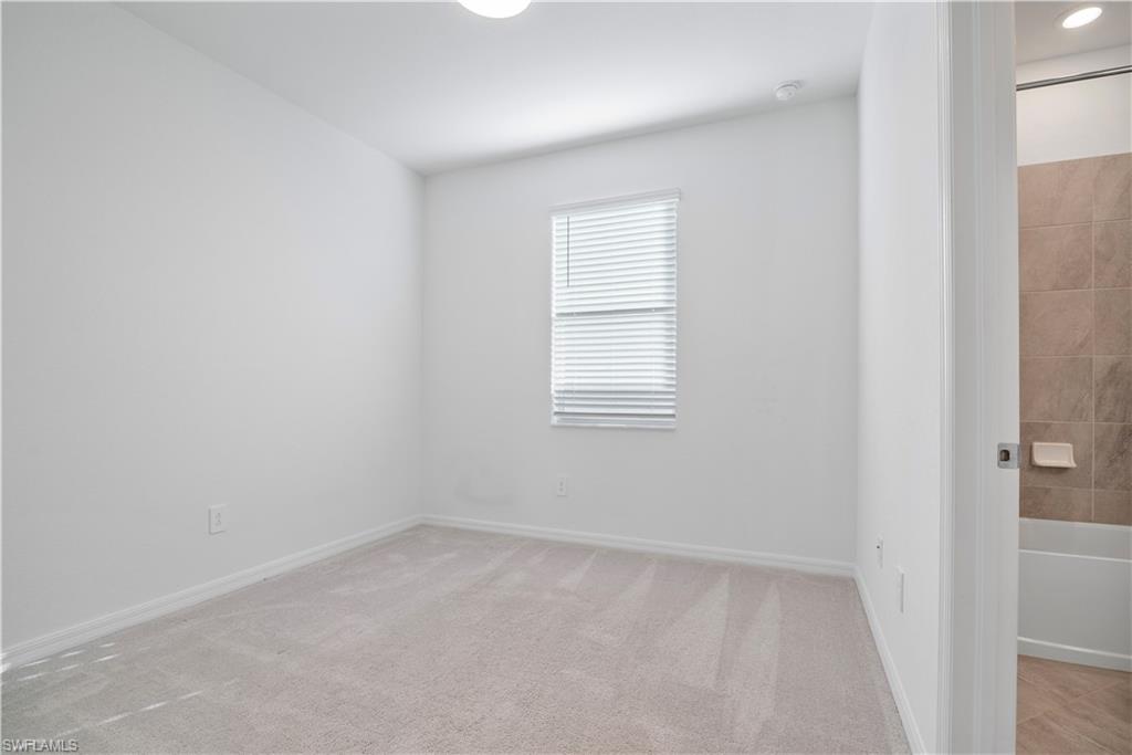 TRAILS EDGE - Residential Lease