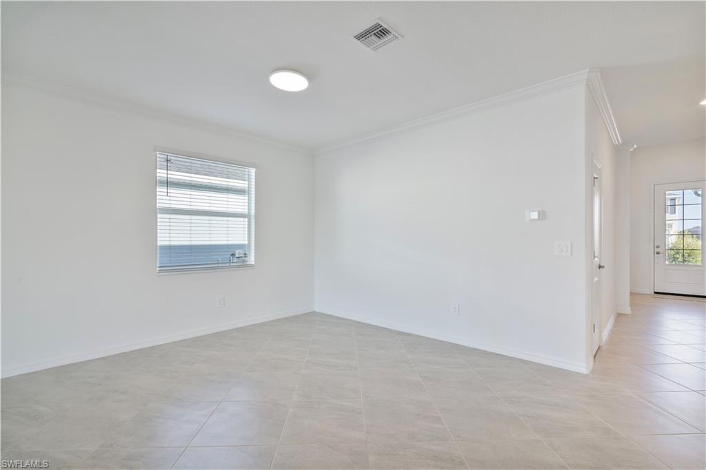 TRAILS EDGE - Residential Lease