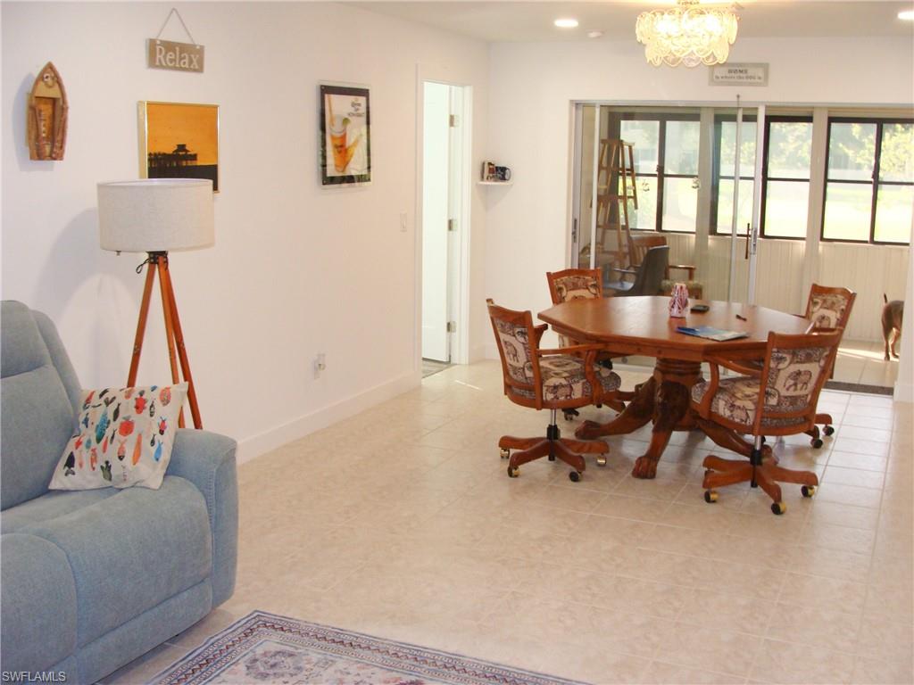 LAKEWOOD VILLAS - Residential