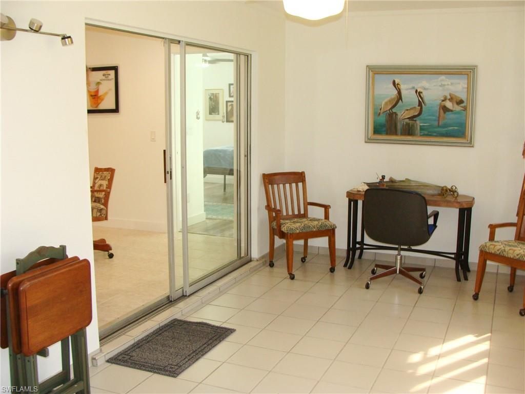 LAKEWOOD VILLAS - Residential