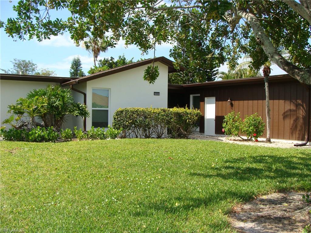 LAKEWOOD VILLAS - Residential