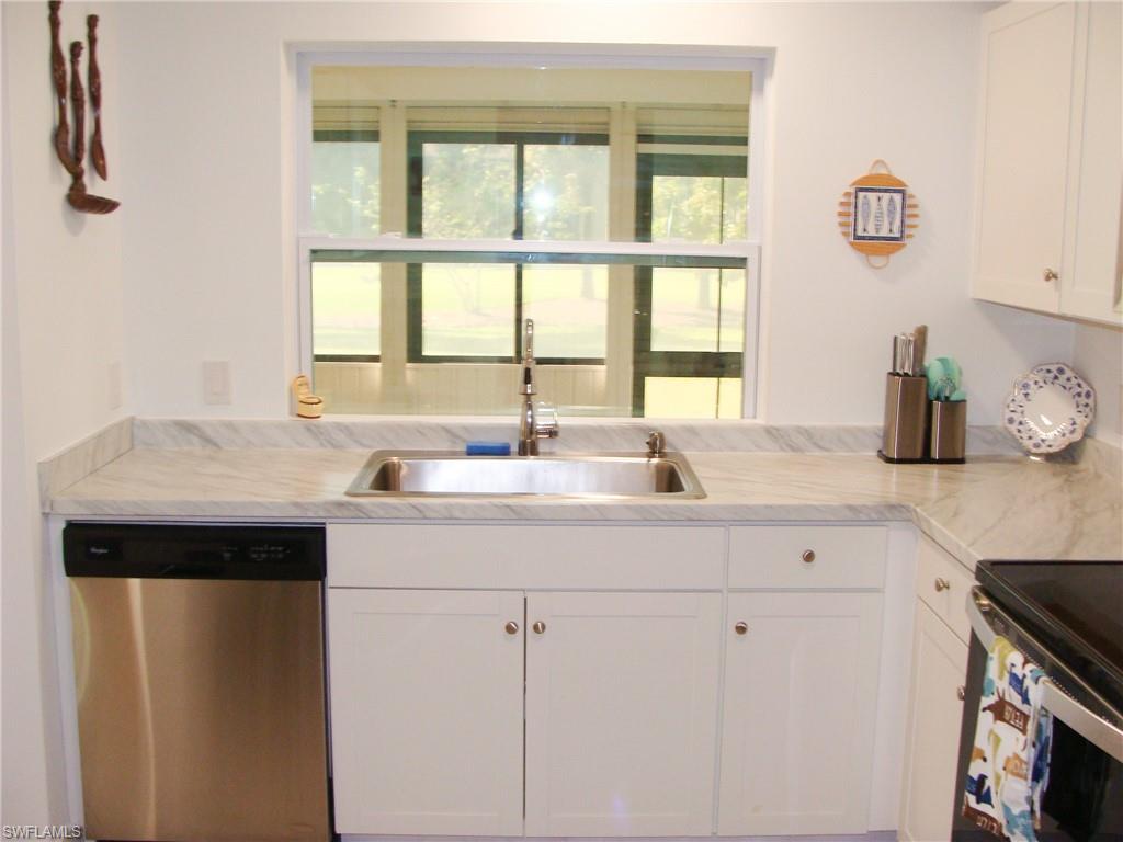 LAKEWOOD VILLAS - Residential