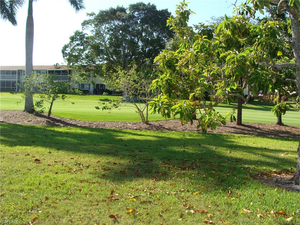 LAKEWOOD VILLAS - Residential