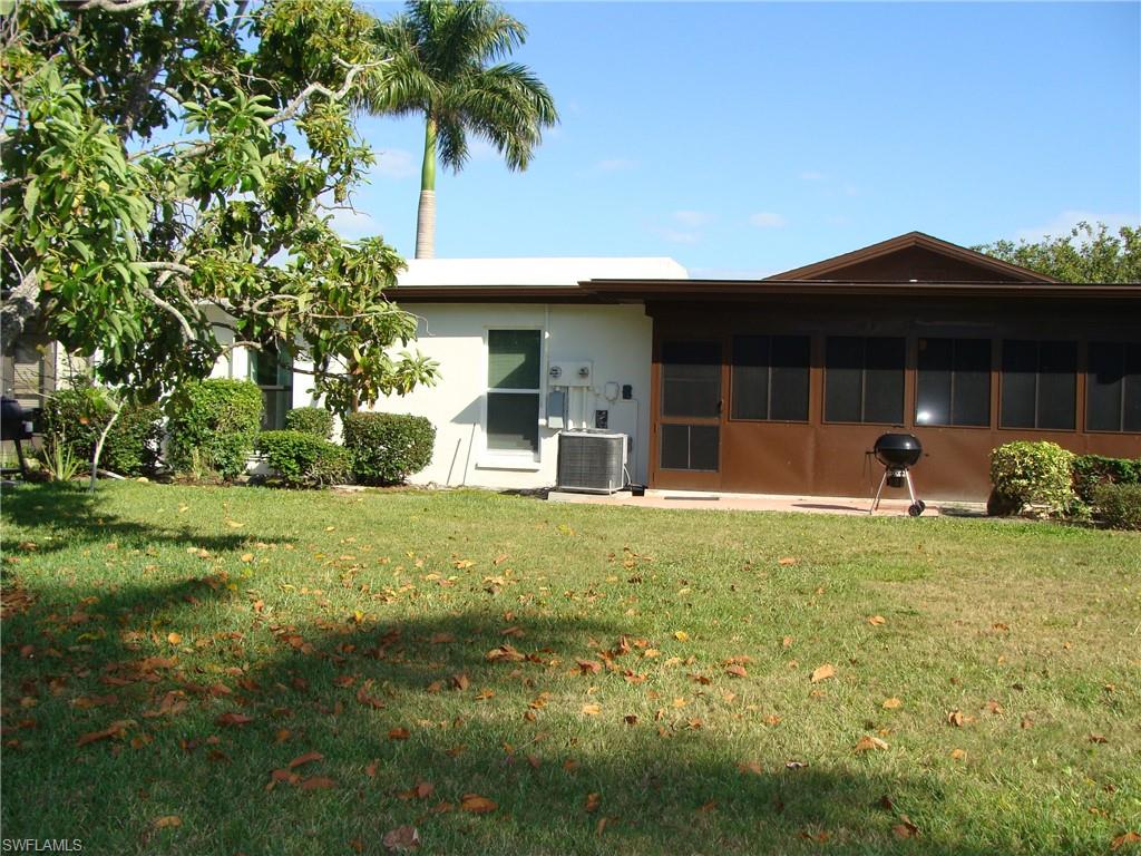 LAKEWOOD VILLAS - Residential