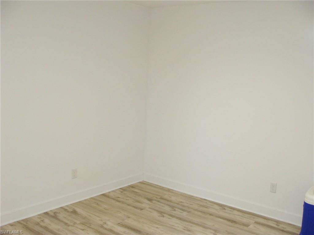 LAKEWOOD VILLAS - Residential