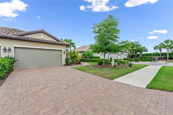 8257 LUCELLO TER W, NAPLES, FL 34114 - Image df0fc1b5aec23b488edaaf7a809f9cd4/3777010964