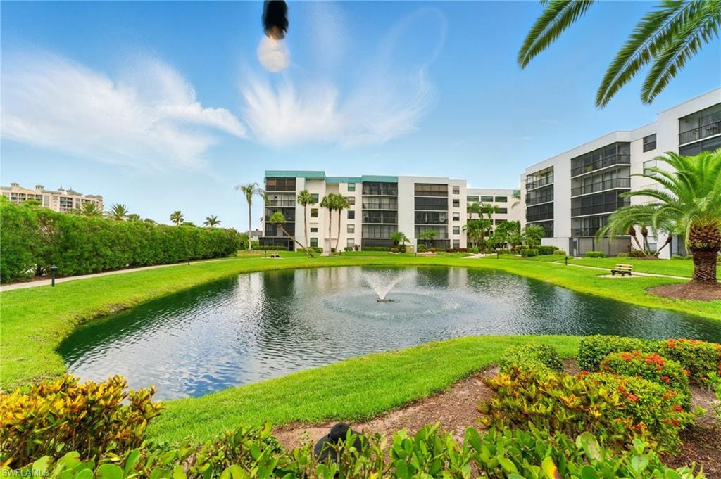 SCHOONER BAY - Residential