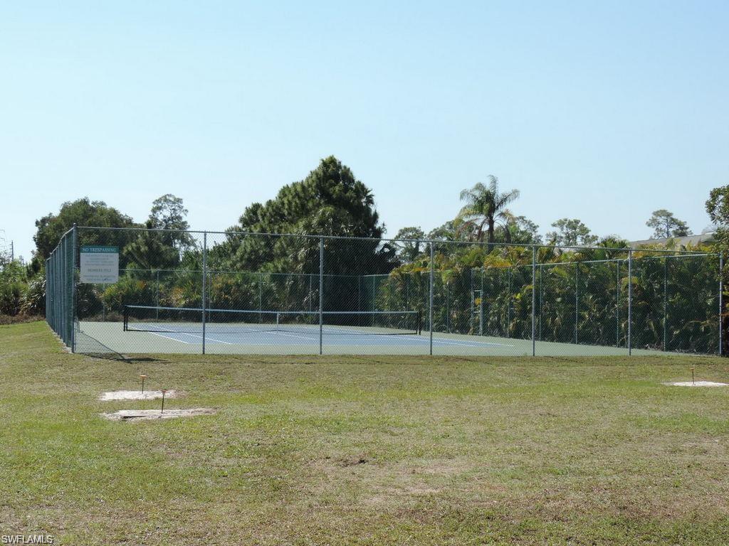 ISLAND PARK WOODLANDS - Residential