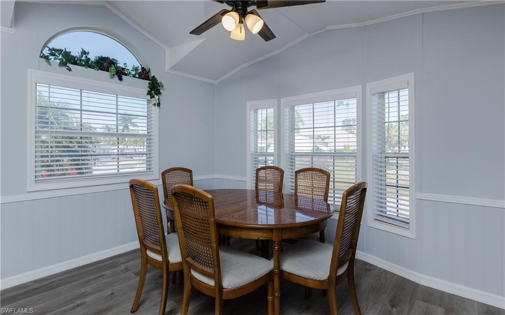 CORKSCREW WOODLANDS - Residential