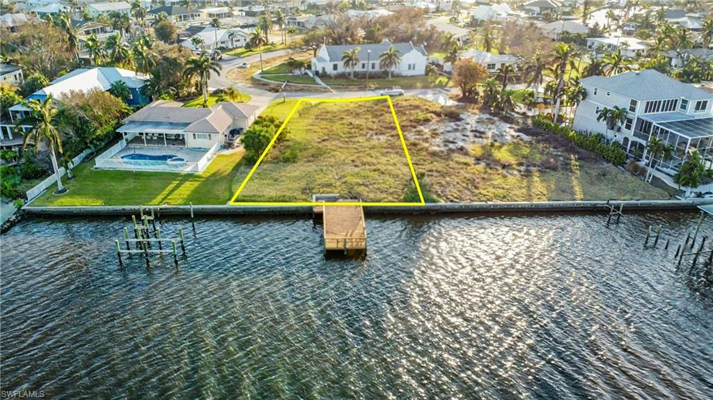 HOLIDAY HEIGHTS - Land