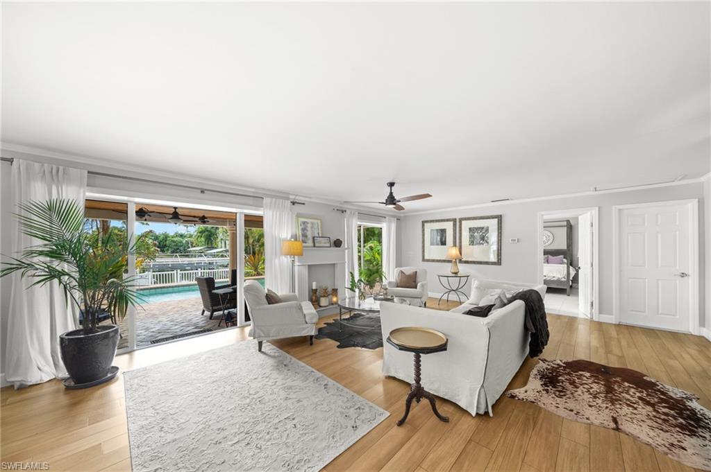 WHISKEY CREEK - Residential