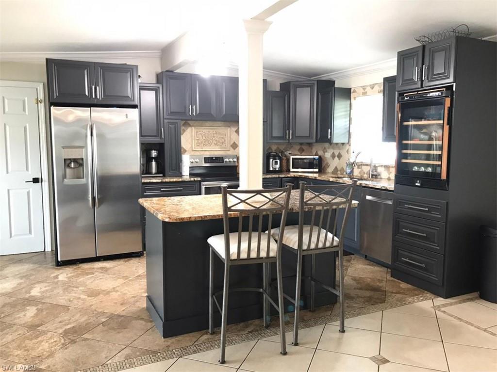 TROPICAL GARDENS - Residential